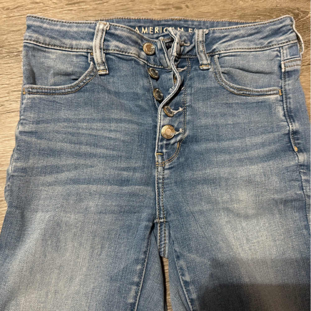 American Eagle Outfitters High Rise Blue Jeans